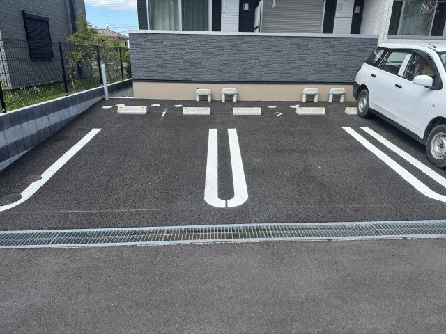 グランティーナの駐車場