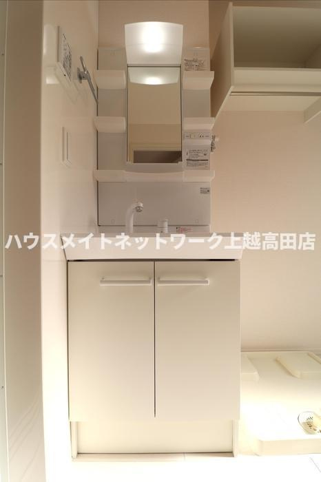 セレーノ リリーの独立洗面台|洗髪洗面化粧台