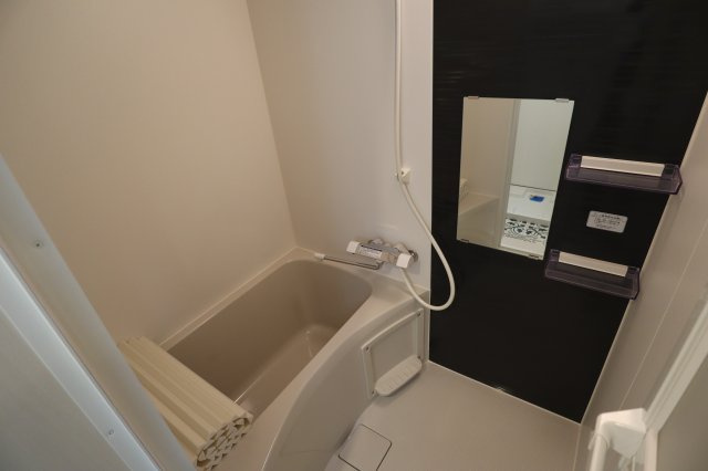 モダンライト中山の浴室