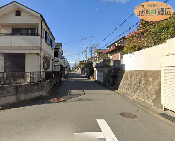 加古川市野口町北野　土地の前面道路含む現地写真