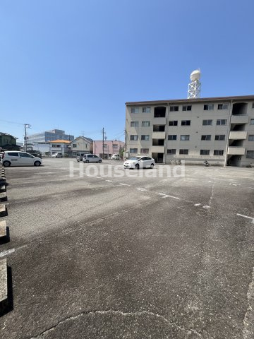 江川マンションの駐車場