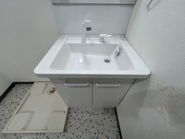 東梅田レジデンスの洗面所