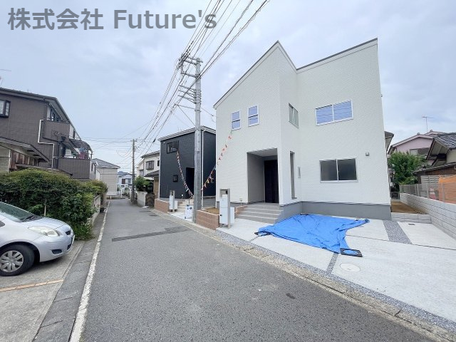 三郷市戸ケ崎　新築戸建　全2棟　2号棟の前面道路含む現地写真|前面道路含む現地写真です。