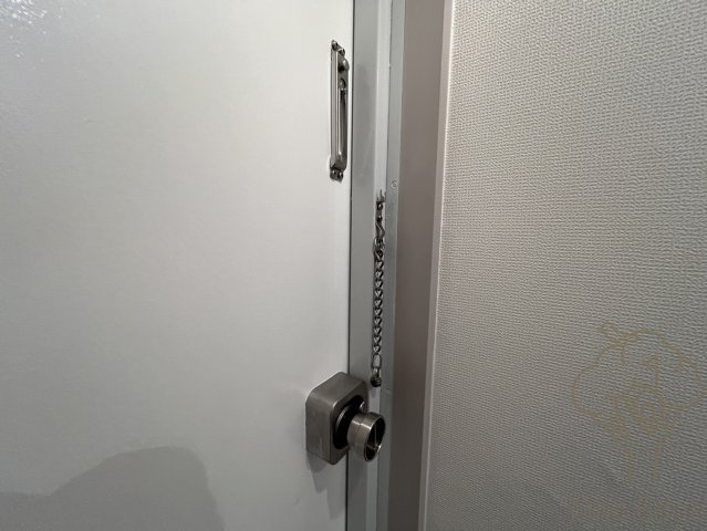 東梅田レジデンスの玄関