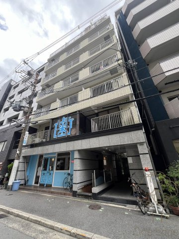 東梅田レジデンスの外観