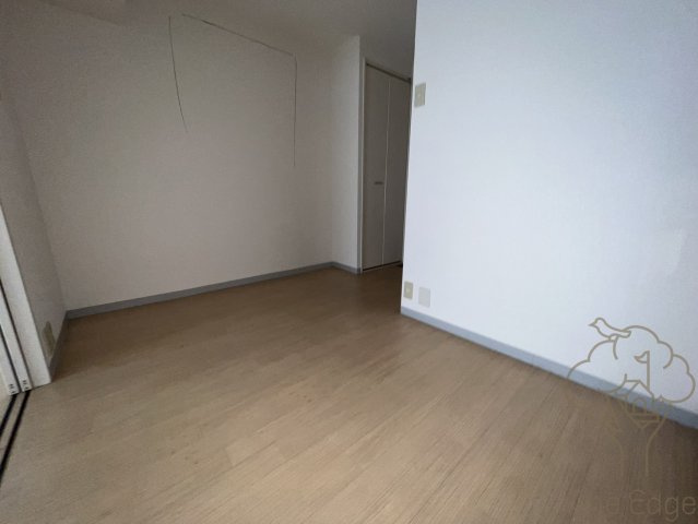 東梅田レジデンスの居間・リビング