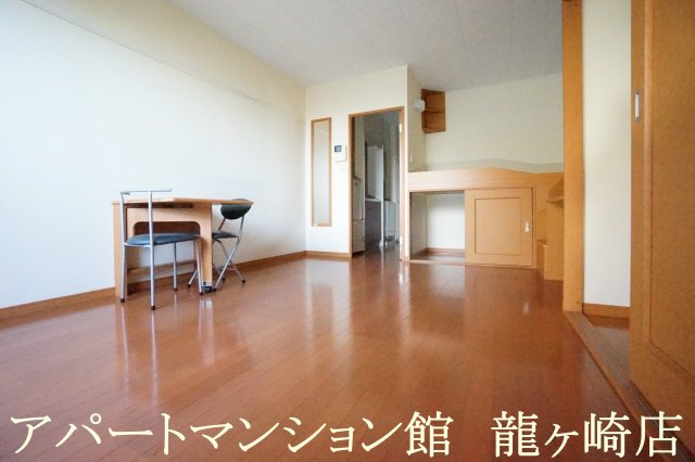 レオパレス慶の寝室