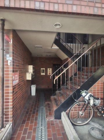 シャンテ渡辺のロビー
