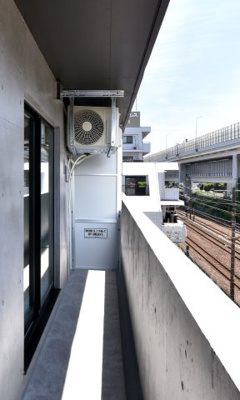 【バルコニー】 | SYNEX YOKOHAMA-NEGISHI | ※Btype参考写真です（カラーが異なる場合がございます）