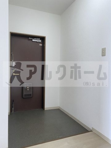 サンライズ青山の玄関