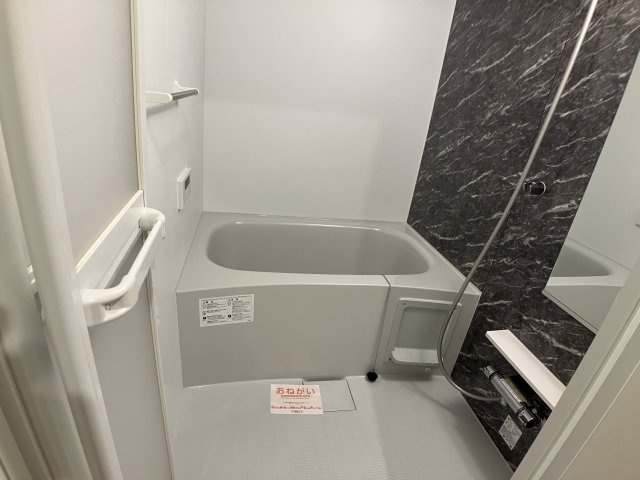 アウル　Bの浴室