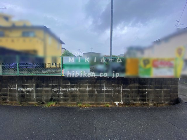 <span class=