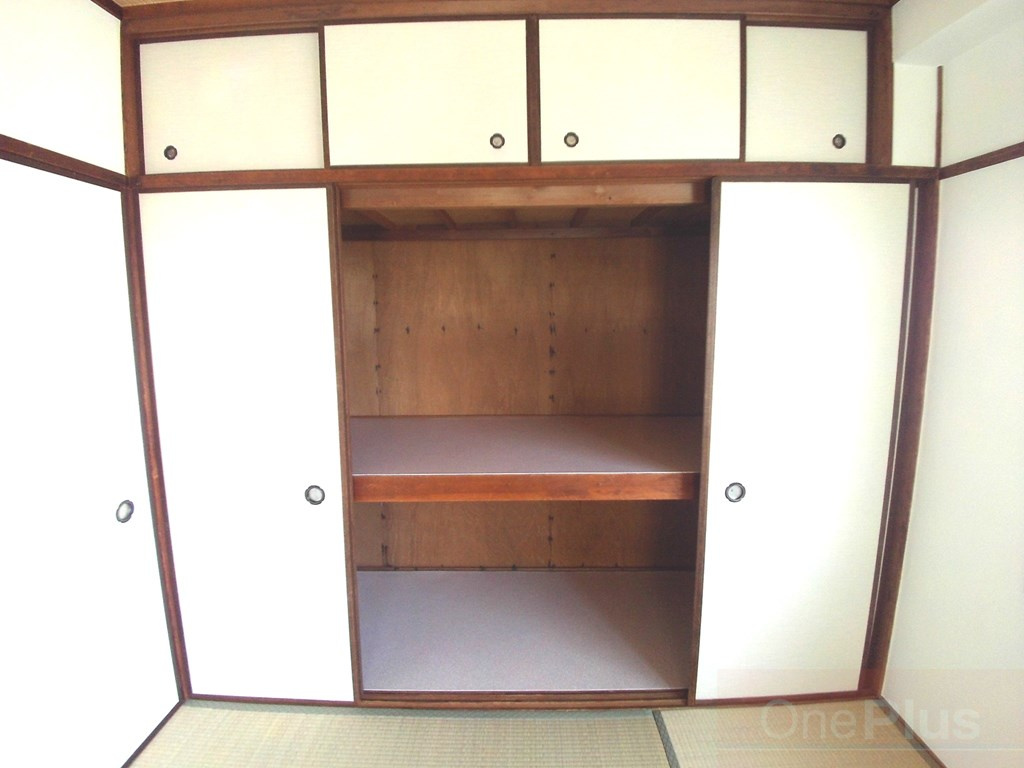 石町コーポの収納