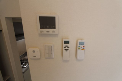 【セキュリティ】 | ハーモニーテラス九産大前 | 別号室の写真になります。現況優先。