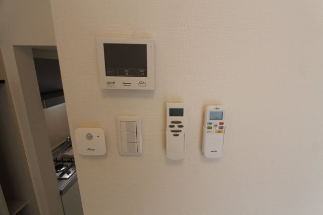 【セキュリティ】 | ハーモニーテラス九産大前 | 別号室の写真になります。現況優先。