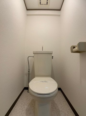 【トイレ】 | ホワイトハウス室見 | 別号室の写真になります。現況優先。