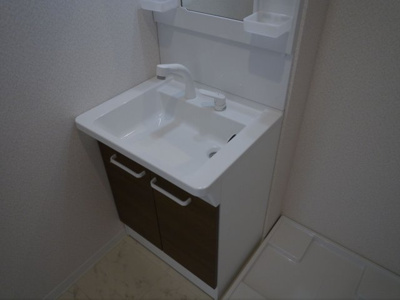 【独立洗面台】 | リテラ県庁西 ア・カント | 別号室の写真になります。現況優先。