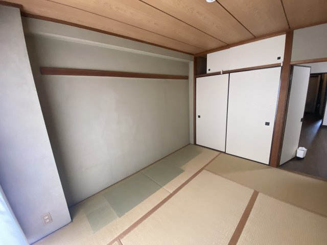 サンライフ相模大野台の洋室|ゆったりした洋室です