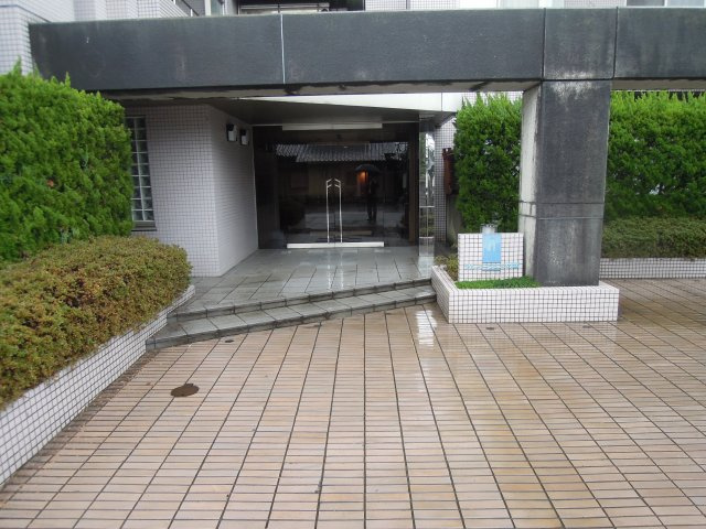 アルページュ二の宮の外観