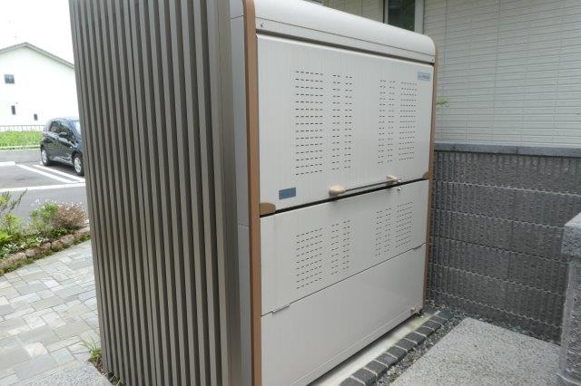 プロヌーブＴＡＫＡ　Bのその他共用部分|敷地内専用ゴミステーション