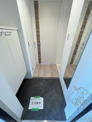 セレニテ十三ミラクの玄関