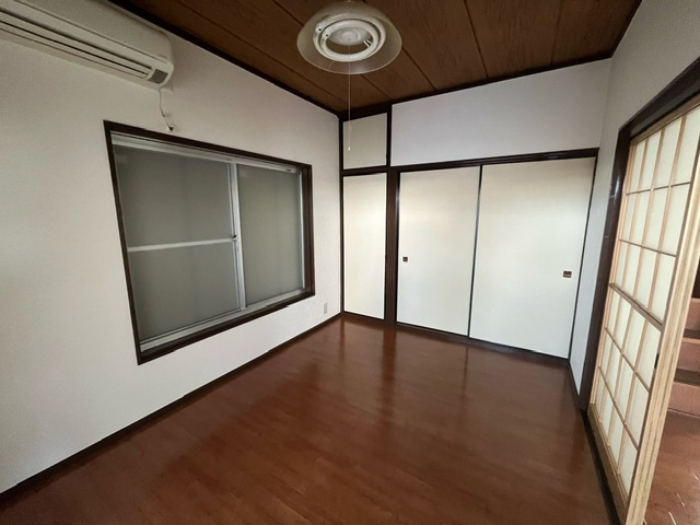 【店舗】入間市久保稲荷店舗の洋室|1F 6帖洋室です