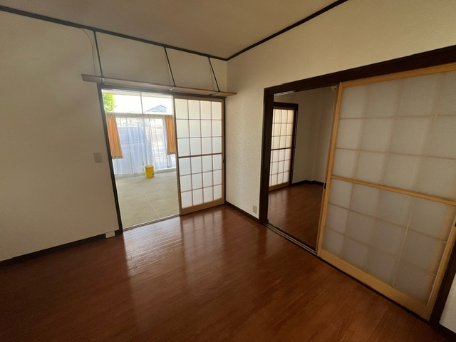 【店舗】入間市久保稲荷店舗のダイニング|ダイニングスペース