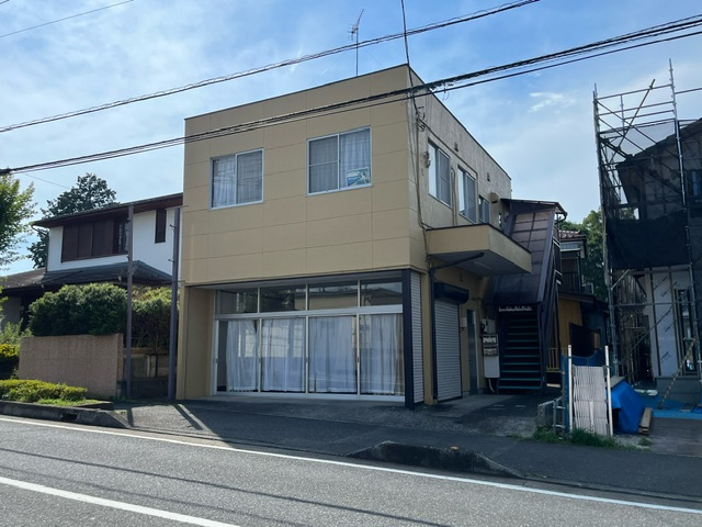 【店舗】入間市久保稲荷店舗の外観|陽当り良好です！