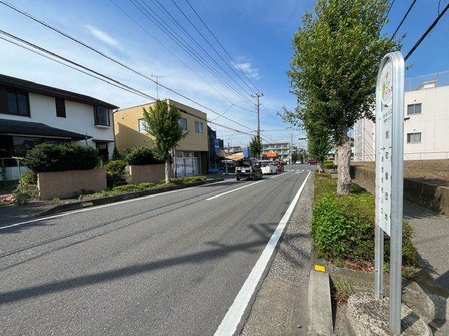 【店舗】入間市久保稲荷店舗の周辺|前面道路です