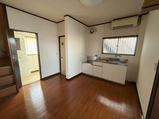 【店舗】入間市久保稲荷店舗のキッチン|6帖ダイニングキッチンです！