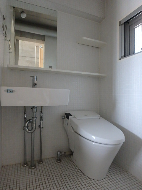 ドゥーエ新丸子のトイレ