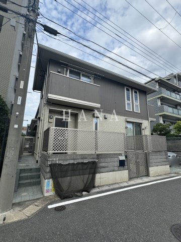 フェリシアの外観