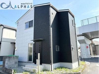 【外観】 | 加古川市加古川町中津　築浅一戸建て | リフォーム済！令和2年築の一戸建て♪
即入居可能物件♪