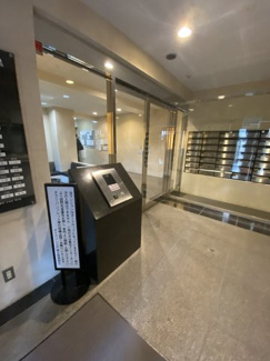 【エントランス】