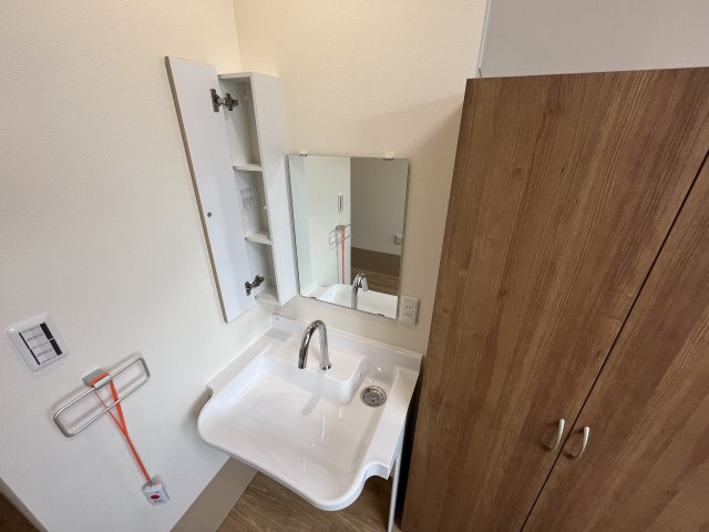 ハイジ鈴の音の独立洗面台