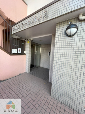 【エントランス】 | ザ・エステートパレス