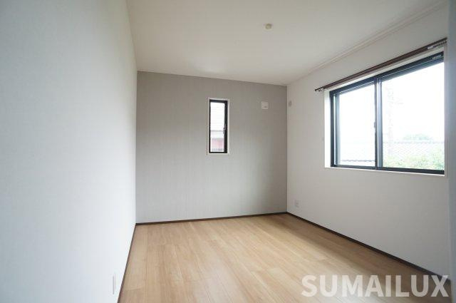 シャトレー大津の洋室