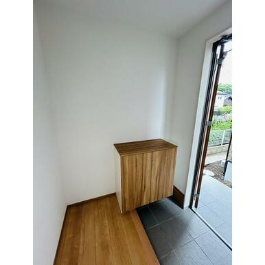 シャトレー大津の玄関