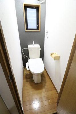 【トイレ】 | ボヌール西新東 | 別号室の写真になります。現況優先。