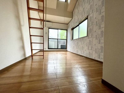 【玄関】 | ピュア・リベルテ | 別号室の写真になります。現況優先。