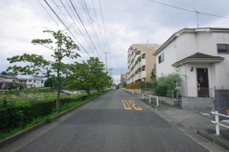 【前面道路含む現地写真】