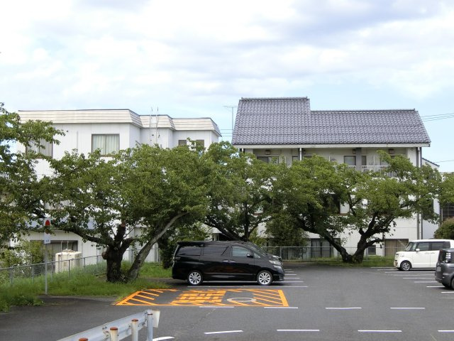 売ビジネスホテル・店舗・住居の外観|後方
