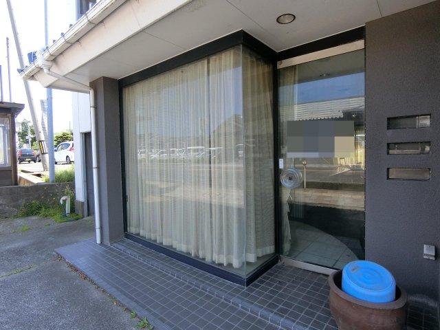 売ビジネスホテル・店舗・住居の玄関