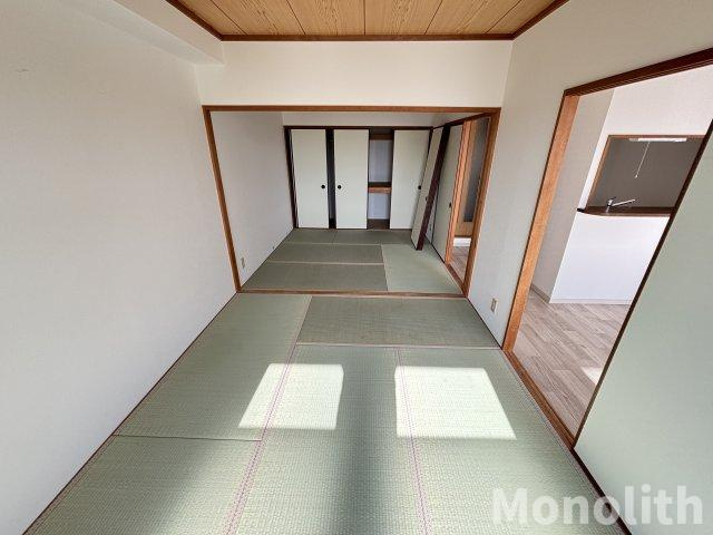 ウィスタリア藤の内装