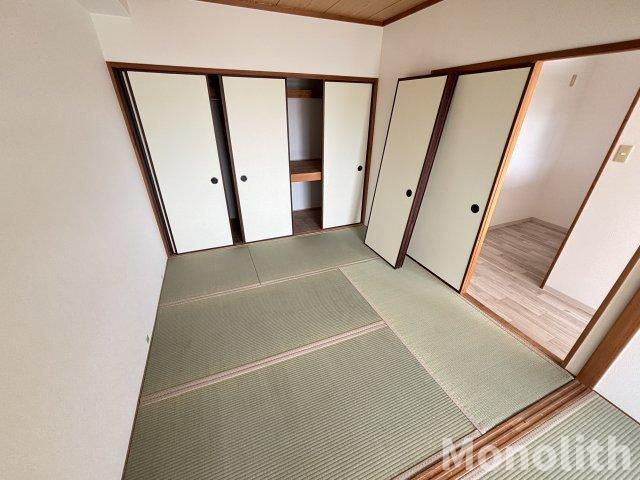 ウィスタリア藤の和室