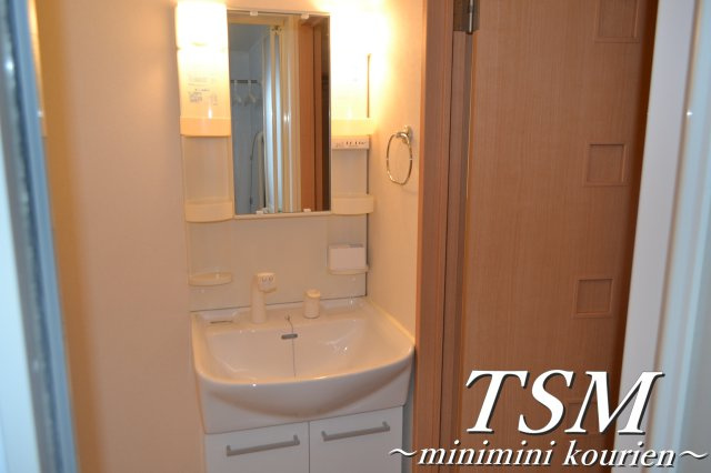 リヴェール香里園の独立洗面台