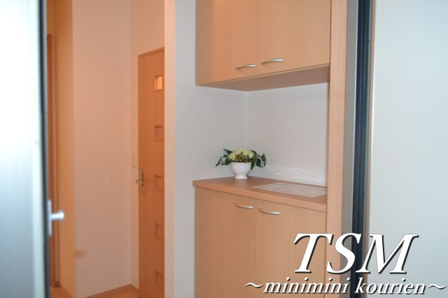 リヴェール香里園の玄関