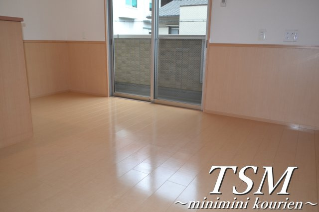 リヴェール香里園の洋室