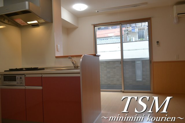 リヴェール香里園の洋室