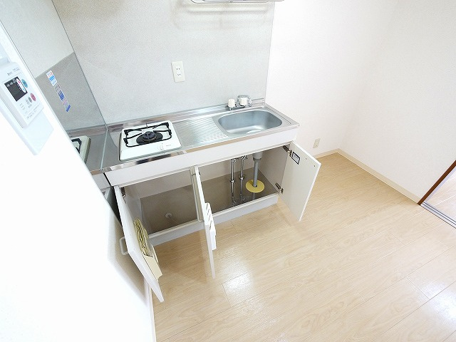 ジュネス平城山のキッチン